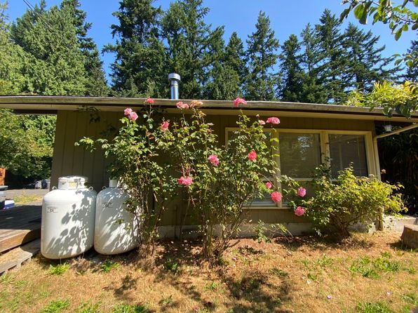 7816 44th Ave W