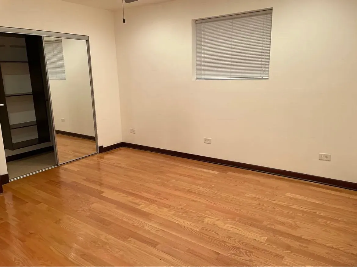 1 bed, 1.5 bath, $2,075 — Photo 4