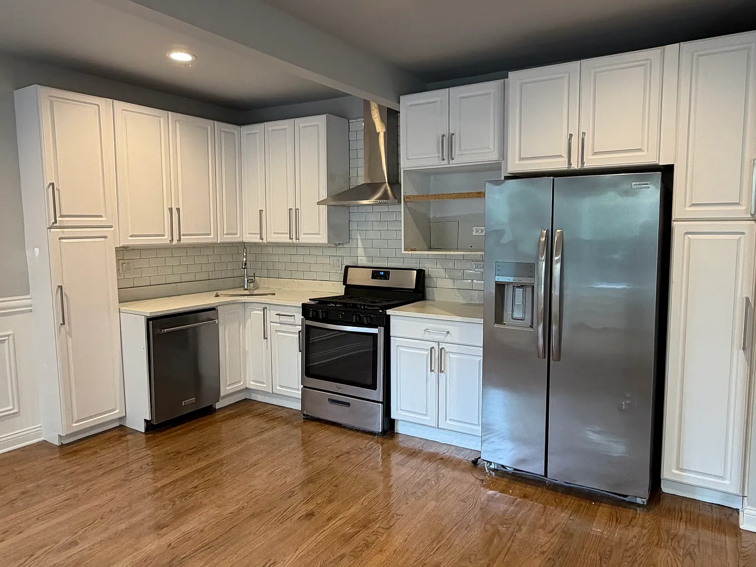 3 bed, 1550 sqft, $2,196 — Photo 3