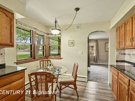 5th image of 2520 Hemmeter Rd