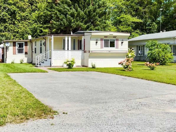 285 Crydermans Side Rd #409, Georgina, ON L0E 1A0