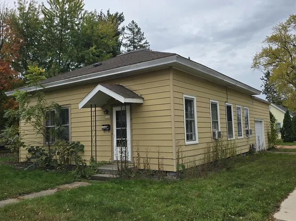 2301 DIXON STREET, Stevens Point, WI 54481