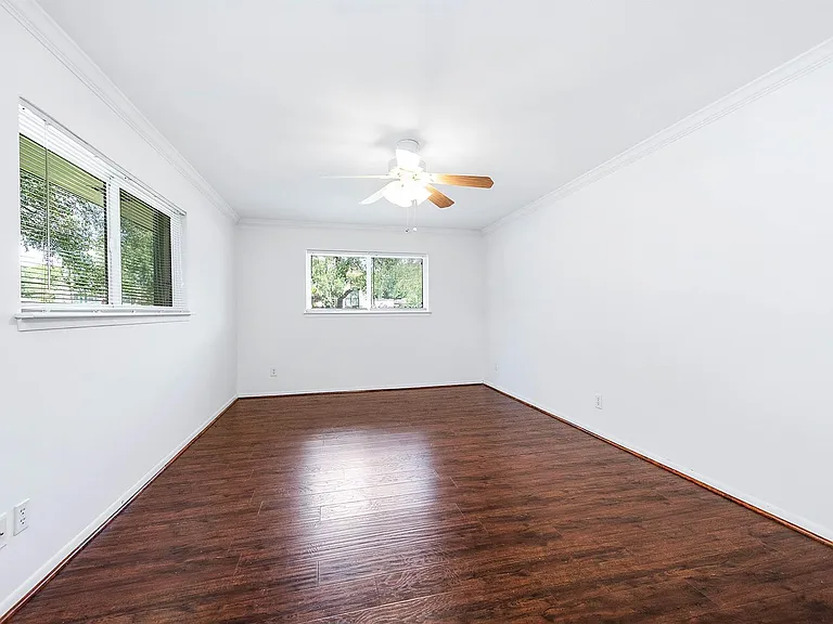 5331 Imogene St — Photo 23