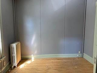 4th image of 629 12th Ave SE