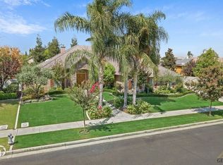 10308 Gainsborough Ct, Bakersfield, CA 93312