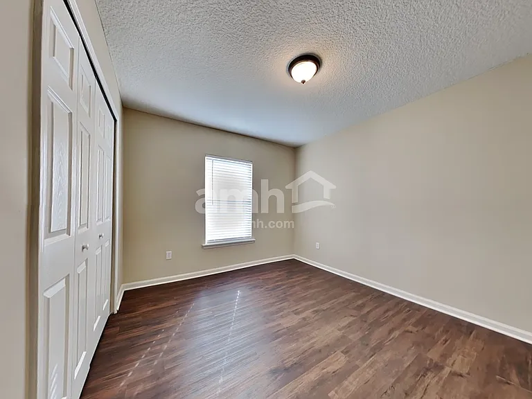 8227 Stelling Dr — Photo 17