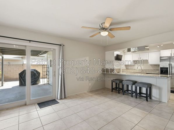 1986 E Richards Dr