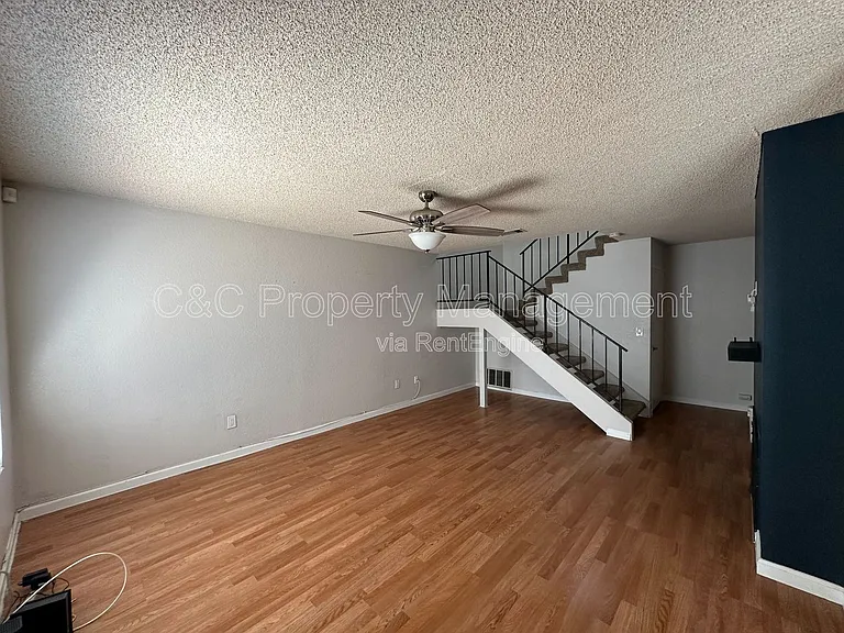 1380 W 48th St #116 — Photo 5