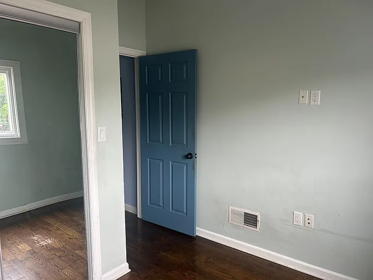 32 Augusta St — Photo 27