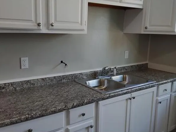 1000 Eddy Rd #Up, Cleveland, OH 44108