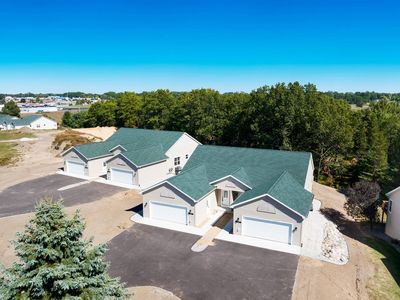 1933 Pine Ridge Dr, Manistee, MI, 49660