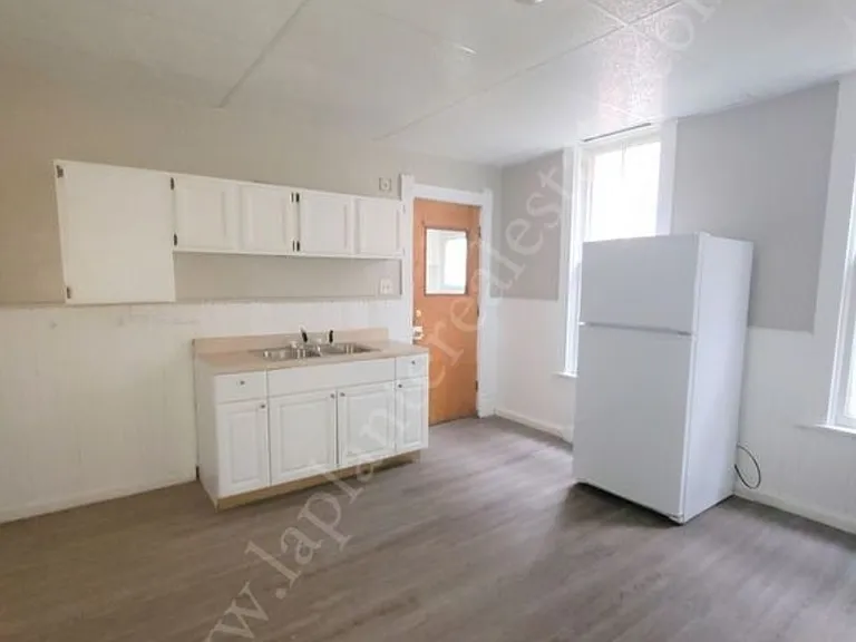 2906 Warsaw St — Photo 4