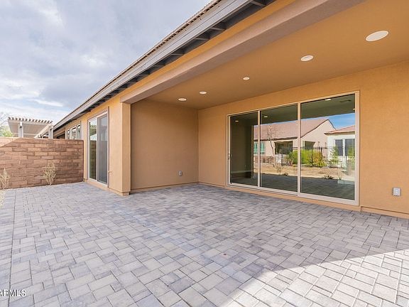4th image of 264 E CITRUS HOLLOW Way