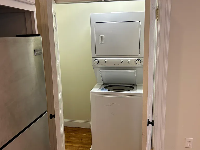 368 Linwood Ave #4 — Photo 13