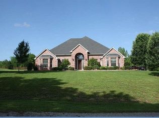 225 Lavender Ln, Longview, TX 75605