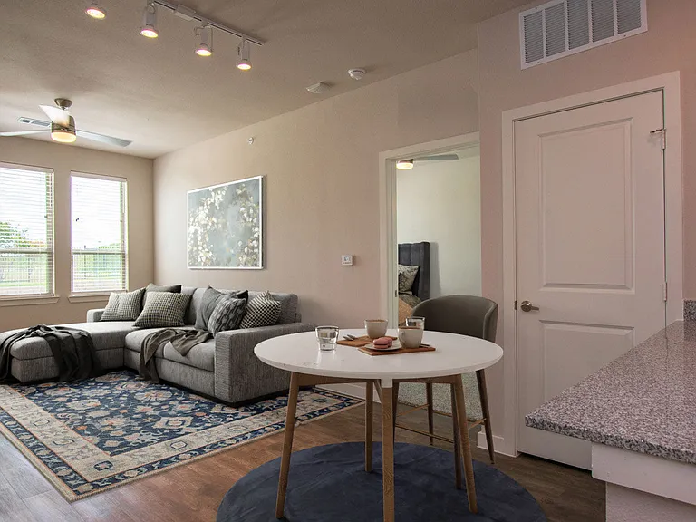 Lofts at Ventura — Photo 17