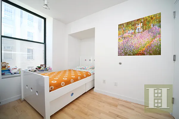 Sold by Halstead Real Estate | media 6