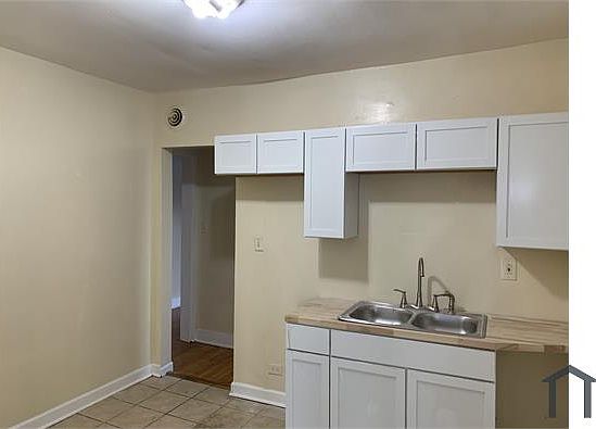4th image of 6630 S Yale Ave #2N