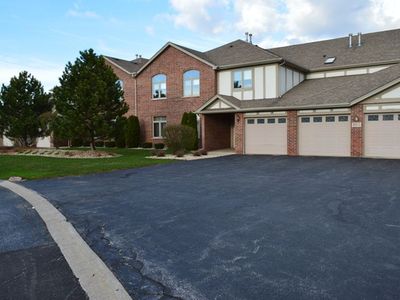 6212 Misty Pines Dr, Tinley Park, IL, 60477