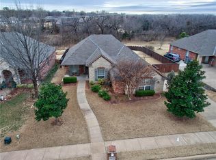 2408 Steeplechase Dr, Edmond, OK 73034