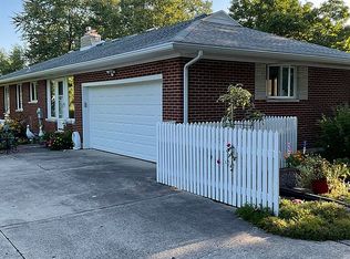 6175 Petzoldt Dr, Tipp City, OH 45371