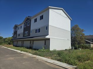 1995 11th Ave E UNIT 1, Maplewood, MN 55119