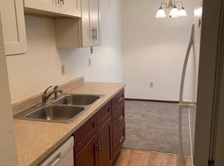 844 4th St SW, Forest Lake, MN 55025