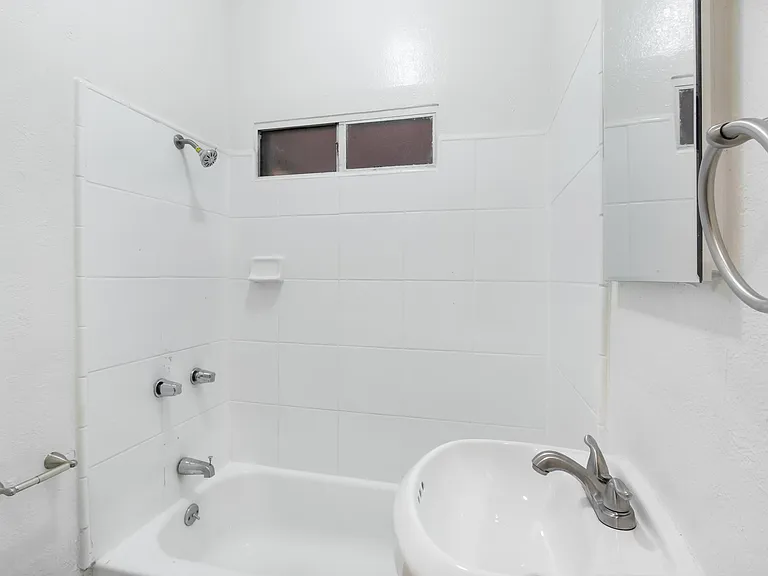2622 S Brighton Ave #12-1/2 — Photo 12