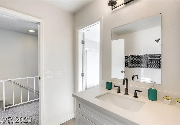 1436 N Jones Blvd — Photo 18