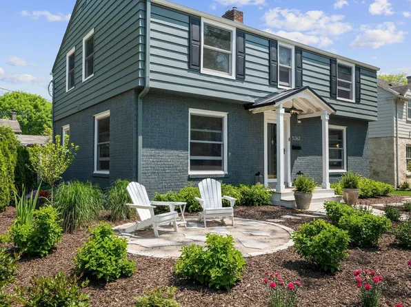 5262 North Diversey BOULEVARD, Whitefish Bay, WI 53217