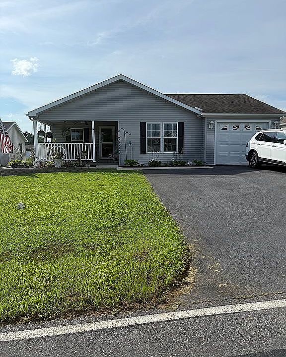 1st image of 34 Michael Ct