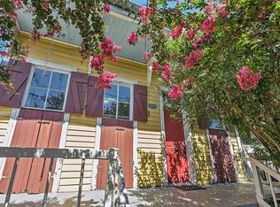 1830 Constantinople St, New Orleans, LA 70115