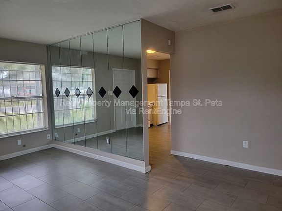 4th image of 3001 E Jean St