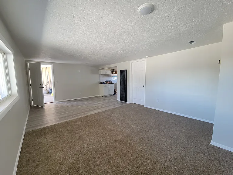 204 Ash St #2 — Photo 1