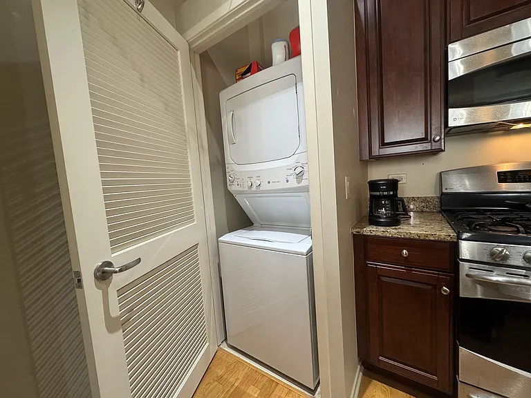 310 S Michigan Ave #1512 — Photo 9