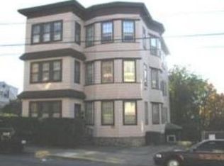 196 High St, Lawrence, MA 01841