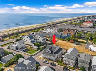 2 Via Ripa Way #1-12, Rumson, NJ 07760