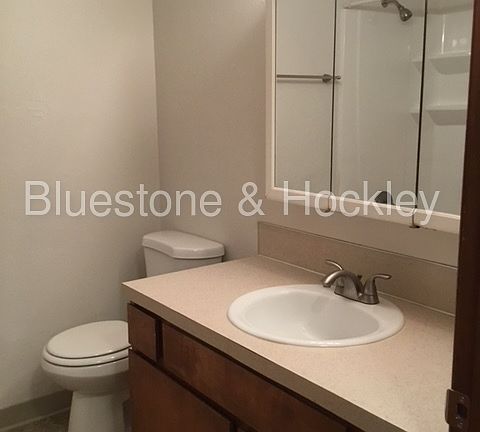 3rd image of 3236 SE Harvey St APT 6