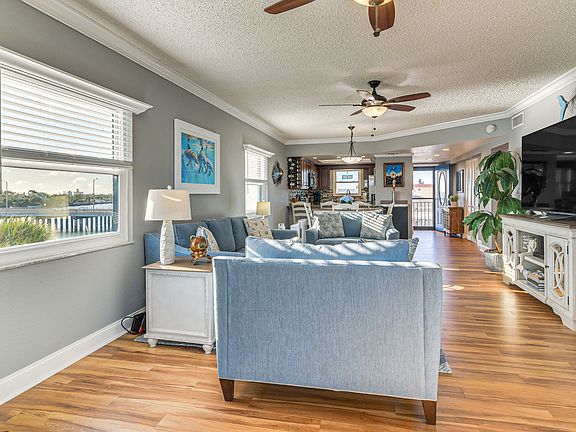 5th image of 9805 Harrell Ave APT 401