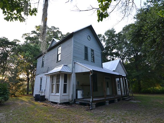 2nd image of 509 SE County Road 234