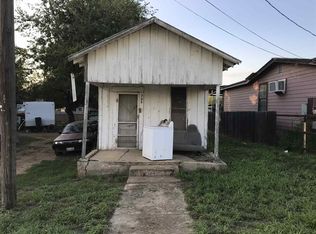 705 Poole St, Cotulla, TX 78014