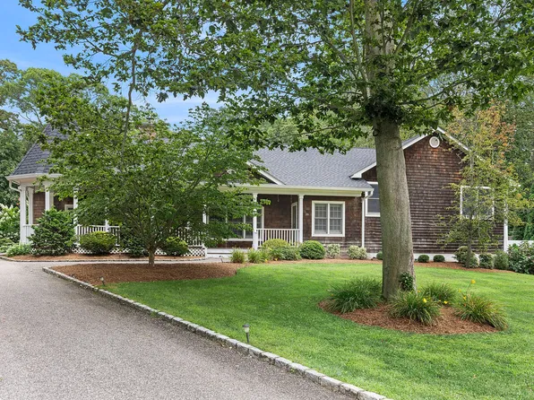 26 Baiting Hollow Ln, Baiting Hollow, NY 11933