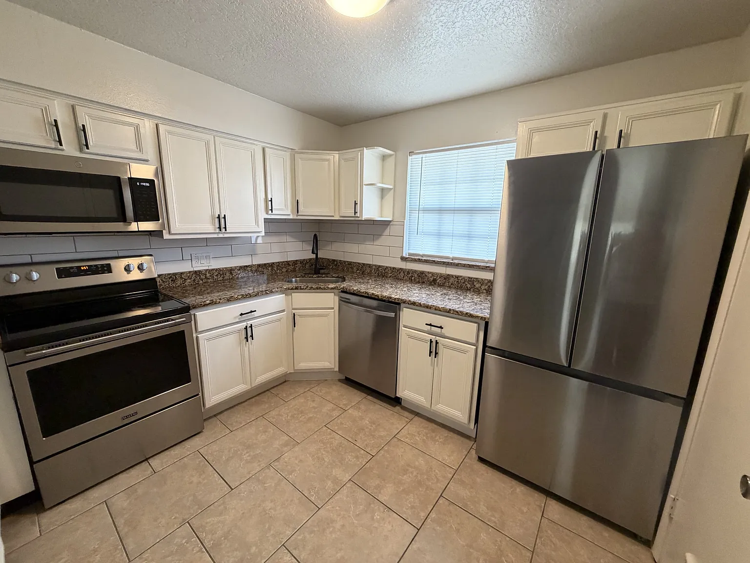 525 Conway Road - 59 — Photo 3