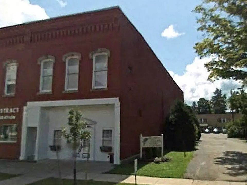 2nd image of 13 Schuyler St #871