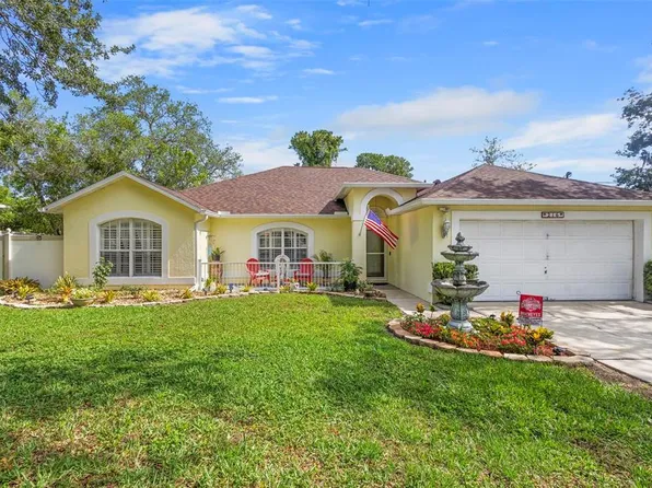 216 S Fairbairn Dr, Deltona, FL 32725