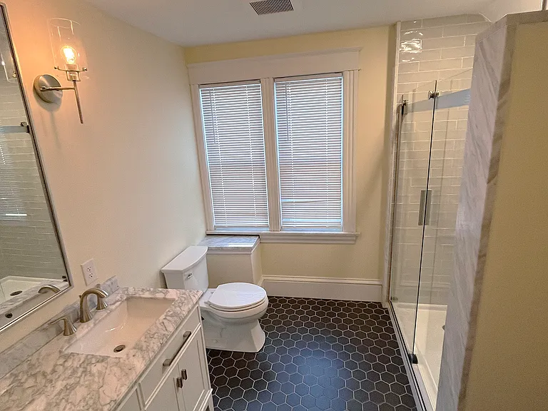 131 Taber Ave #3 — Photo 8