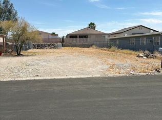 800 Roadrunner Dr, Bullhead City, AZ 86442
