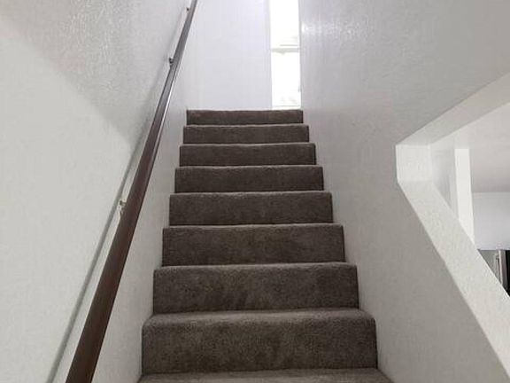 4th image of 4205 Deek Dr APT B