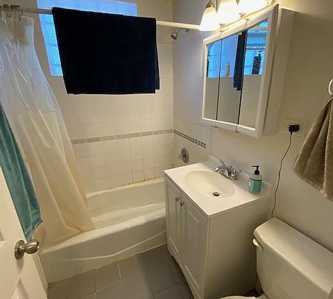 5th image of 5200 S Harper Ave #303