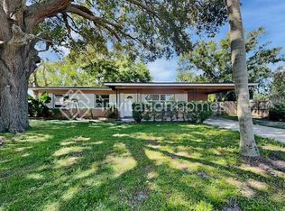 11512 108th Pl, Seminole, FL 33778